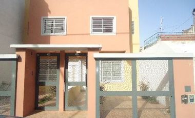 Duplex en alquiler en Lanus Este