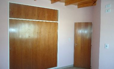 Duplex en alquiler en Lanus Este
