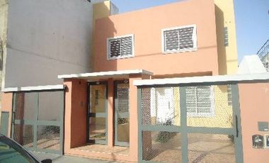 Duplex en alquiler en Lanus Este