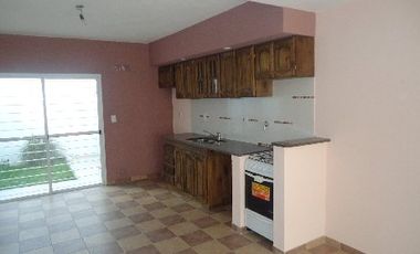 Duplex en alquiler en Lanus Este