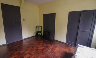 Casa en VENTA 6 amb. con Jardín - Vicente Lopéz