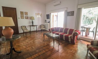 Casa en VENTA 6 amb. con Jardín - Vicente Lopéz