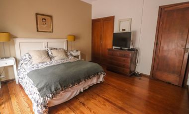 Casa en VENTA 6 amb. con Jardín - Vicente Lopéz