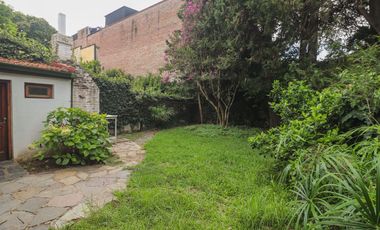 Casa en VENTA 6 amb. con Jardín - Vicente Lopéz