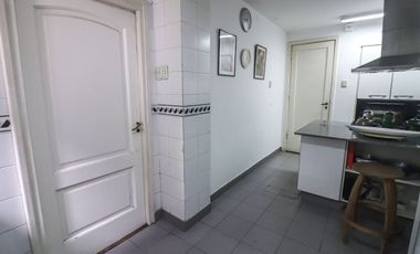 Casa en VENTA 6 amb. con Jardín - Vicente Lopéz