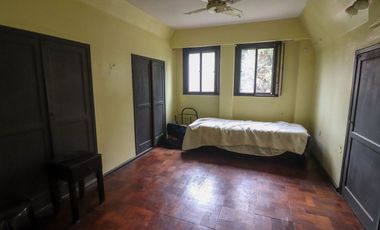 Casa en VENTA 6 amb. con Jardín - Vicente Lopéz