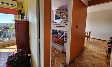 Venta depto 3 ambientes al frente, Don Bosco.