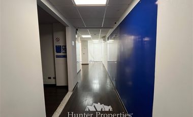 Oficina en Arriendo en A pasos del metro Manuel Monntt