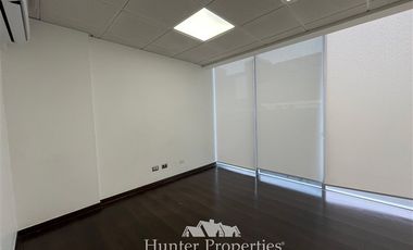 Oficina en Arriendo en A pasos del metro Manuel Monntt