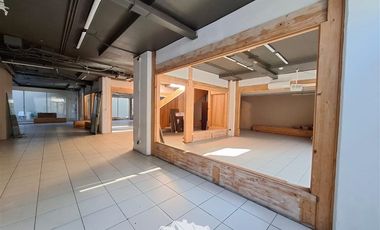 Local Comercial en Arriendo en Barros Borgoño, Metro Manuel Monntt