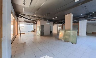 Local Comercial en Arriendo en Barros Borgoño, Metro Manuel Monntt