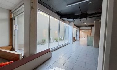 Local Comercial en Arriendo en Barros Borgoño, Metro Manuel Monntt