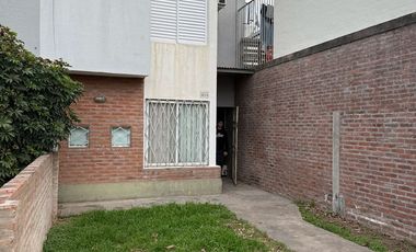 VENTA DEPARTAMENTO DUPLEX DOS DORMITORIOS