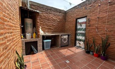 VENTA PH 3 AMBIENTES + LOCAL  EN PABLO NOGUES