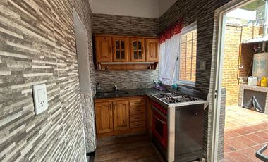 VENTA PH 3 AMBIENTES + LOCAL  EN PABLO NOGUES