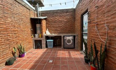 VENTA PH 3 AMBIENTES + LOCAL  EN PABLO NOGUES