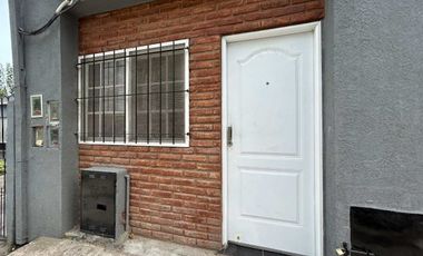 VENTA PH 3 AMBIENTES + LOCAL  EN PABLO NOGUES