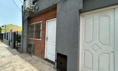VENTA PH 3 AMBIENTES + LOCAL  EN PABLO NOGUES