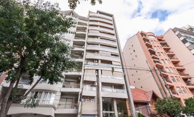 SEMI PISO 3  AMB. EN LANUSITA C/COCHERA BAULERA
