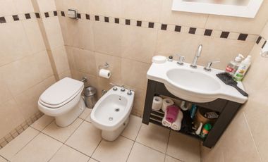 SEMI PISO 3  AMB. EN LANUSITA C/COCHERA BAULERA
