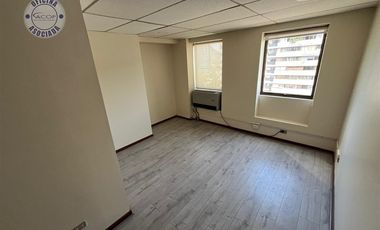 Oficina en Arriendo en Presidente Riesco