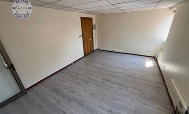Oficina en Arriendo en Presidente Riesco