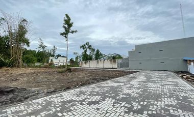 Tanah Jogja: Kost Pasti Cuan, Kampus UII 900m