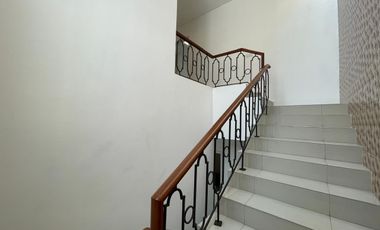 Disewa DE PARK Cluster DE MAJA Full Furnish With Swimming Pool