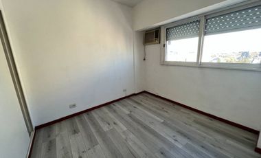 ALQUILER DEPTO 3 AMB CON BALCÓN AVELLANEDA CENTRO