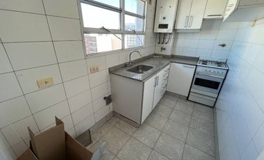 ALQUILER DEPTO 3 AMB CON BALCÓN AVELLANEDA CENTRO