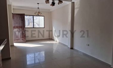 Alquilo Casa en Villa España, etapa Valencia. KariG