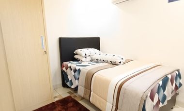 Dijual rumah baru design modern full furnished siap huni di mampang