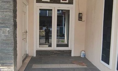 Disewakan Murah Rumah 2 Kamar di Graha Sampurna Indah Wiyung Surabaya
