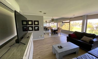 Renta departamento AMPLIO en Hipódromo con vista