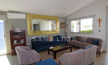 San Lorenzo Residencial: Magnifica y amplia propiedad en una planta.