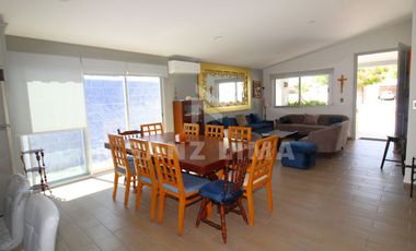 San Lorenzo Residencial: Magnifica y amplia propiedad en una planta.