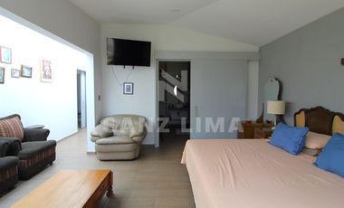 San Lorenzo Residencial: Magnifica y amplia propiedad en una planta.