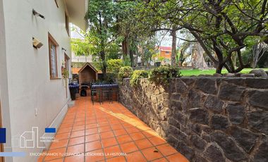 VENTA DE CASA EN LOMAS VERDES CON TERRAZA