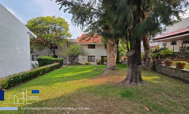 VENTA DE CASA EN LOMAS VERDES CON TERRAZA