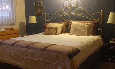 VENTA DE CASA EN LOMAS VERDES CON TERRAZA