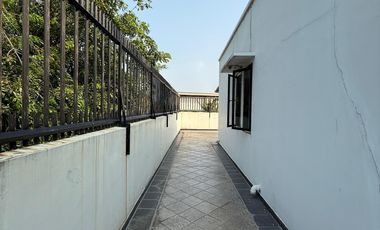 Disewa Rumah besar 7 kamar tidur Duri kepa (rumah di hoek)
