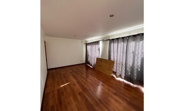 SE VENDE HERMOSA CASA EN VILLA EL MARAY