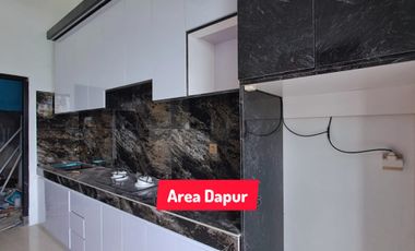 JUAL RUMAH MEWAH BARU KOTA SOLO DEKAT KAMPUS UMS SOLO