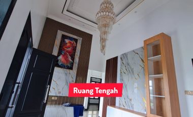 JUAL RUMAH MEWAH BARU KOTA SOLO DEKAT KAMPUS UMS SOLO