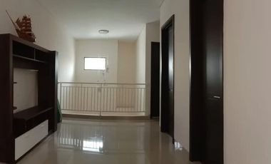 Disewakan rumah shinano Jakarta Timur