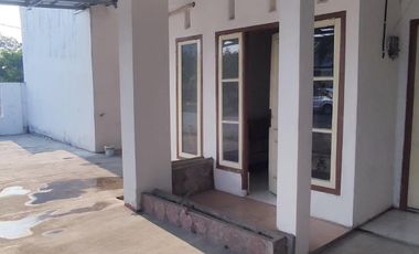 Dijual Rumah Hook + Tempat Usaha Strategis Surya Asri 2 Sukodono