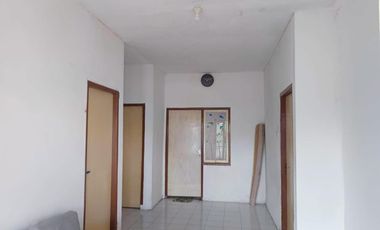 Dijual Rumah Hook + Tempat Usaha Strategis Surya Asri 2 Sukodono