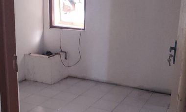 Dijual Rumah Hook + Tempat Usaha Strategis Surya Asri 2 Sukodono