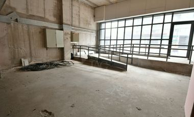 ARRIENDO CENTRICO LOCAL COMERCIAL AMPLIO 290 MTS IRARRAZAVAL