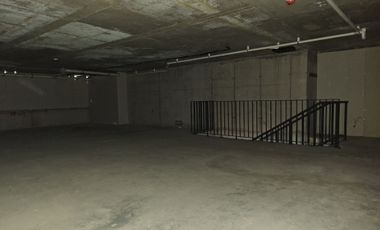 ARRIENDO CENTRICO LOCAL COMERCIAL AMPLIO 290 MTS IRARRAZAVAL